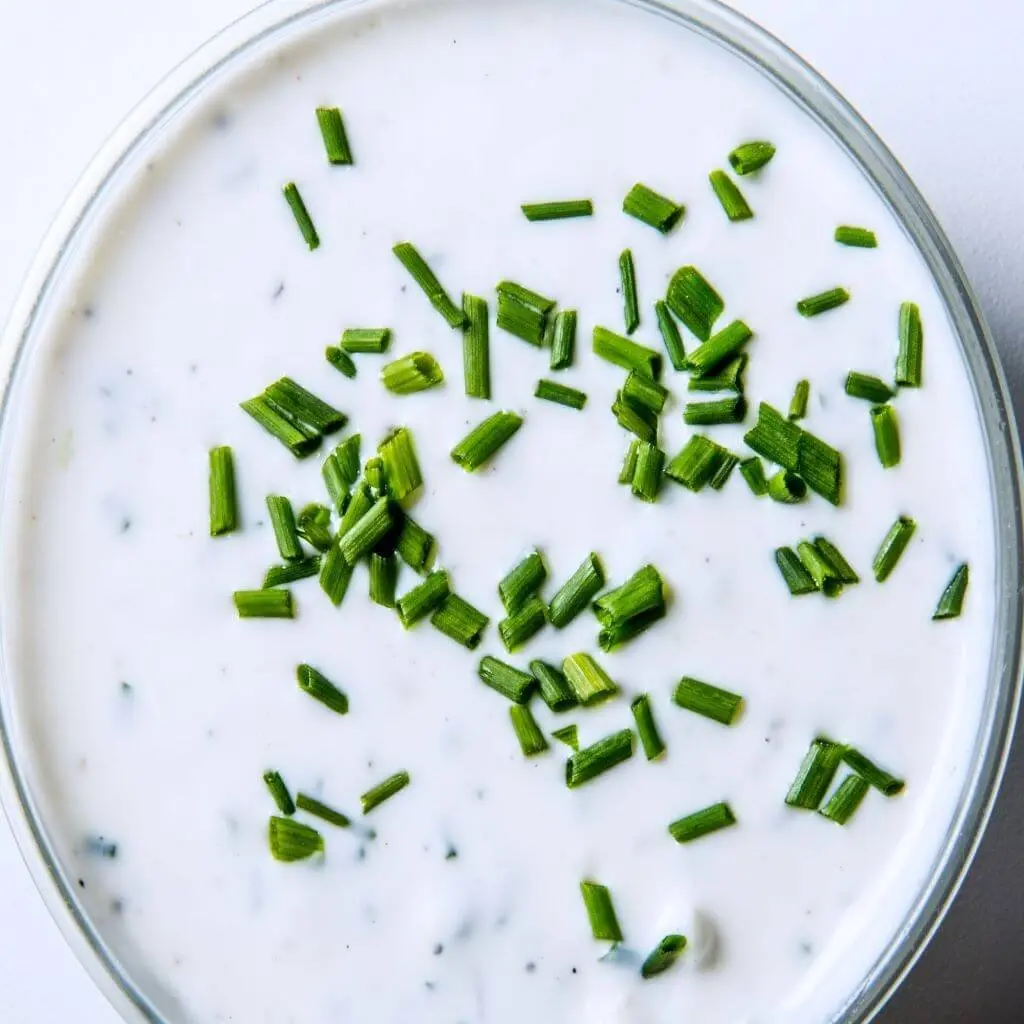 image of low sodium ranch dressing in a glass dish